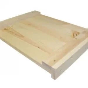 Durable migratory top cover for efficient beehive protection and transport.